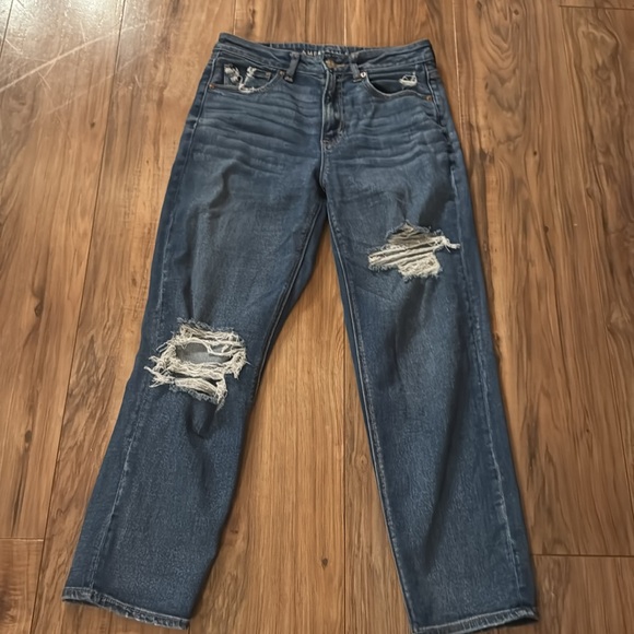 American Eagle mom jeans size 6 R - Picture 3 of 7